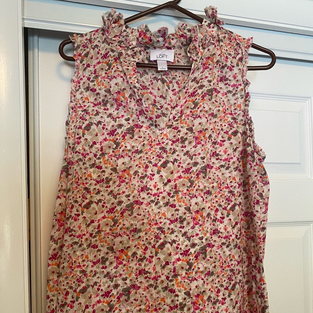 Sleeveless, light weight cotton blouse